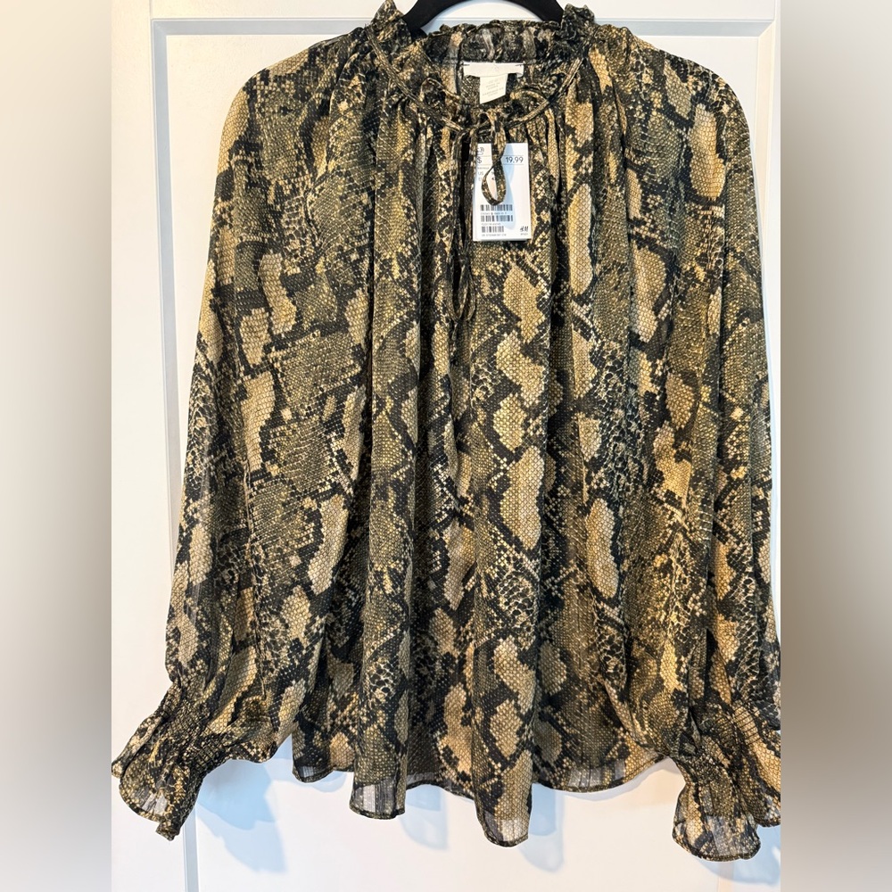 H&M—Stylish Snake Print Skirt
